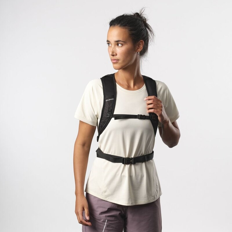 Salomon Kleintasche TRAILBLAZER 10 - SCHWARZ / LEGIERUNG