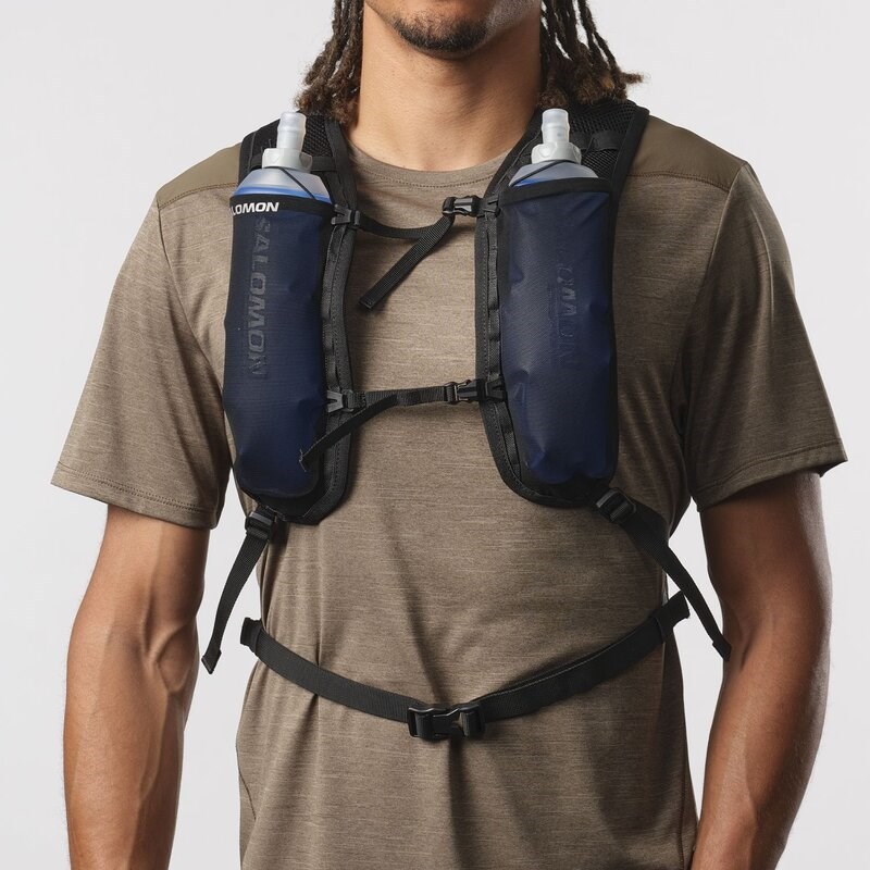 Salomon Rucksack CROSS 8 - SCHWARZ